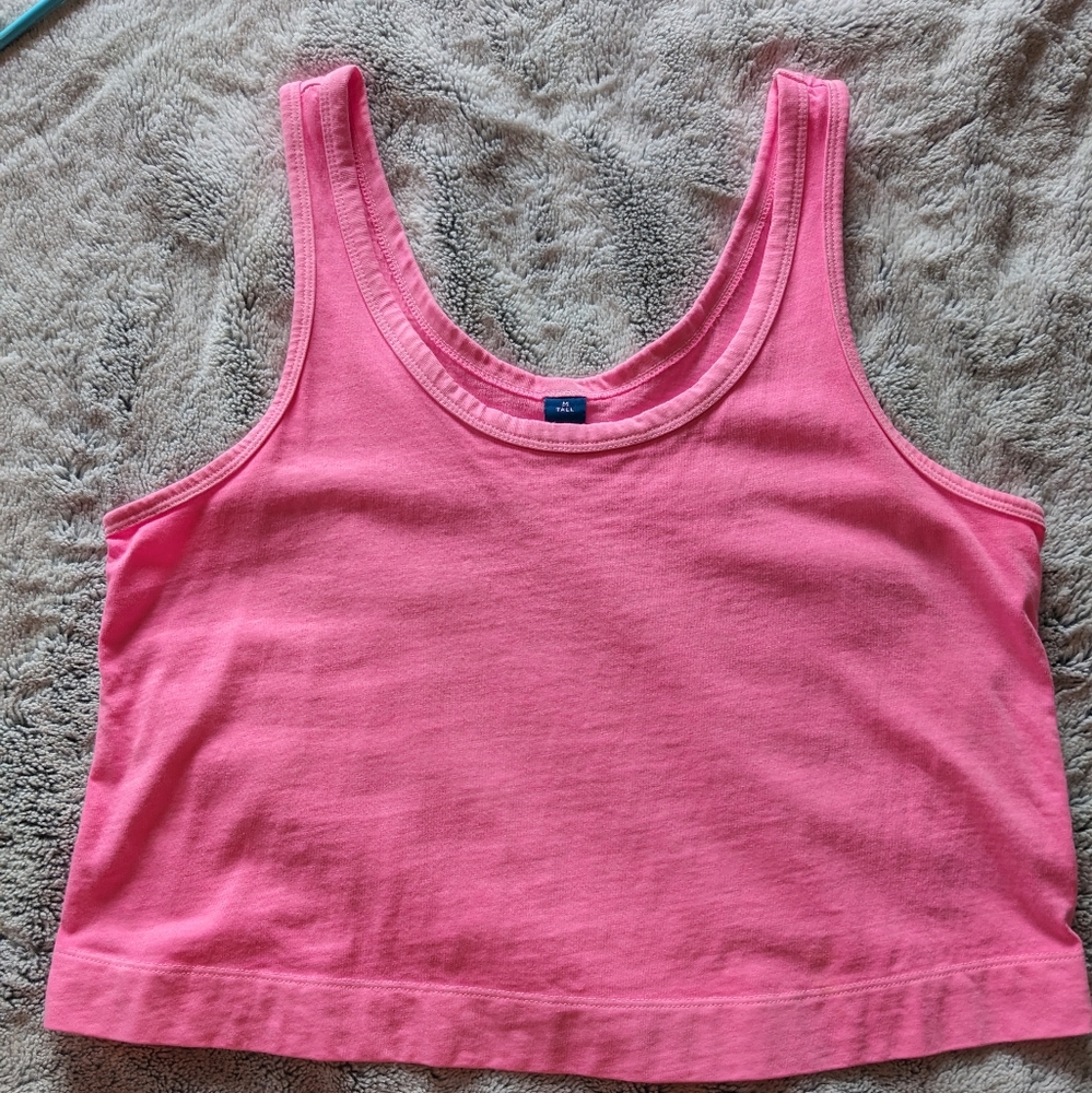Old Navy neon pink tank